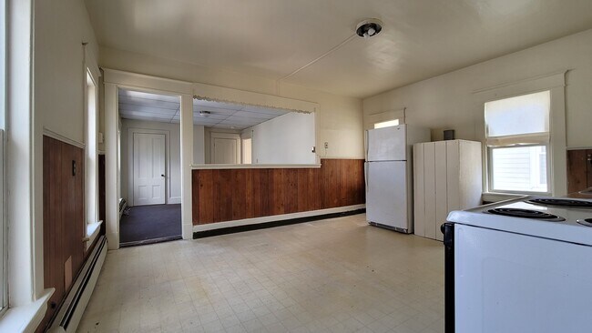 Photo - 31 Shaw St Unit 31D Shaw St.