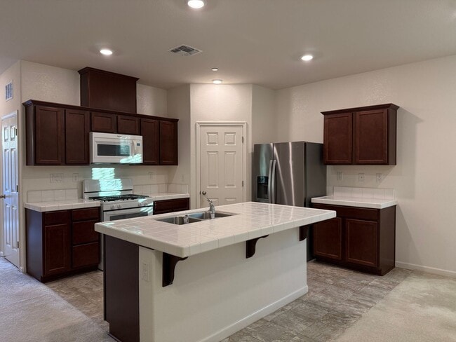 Photo - Beautiful Natomas 3 Bed / 2 Bath!