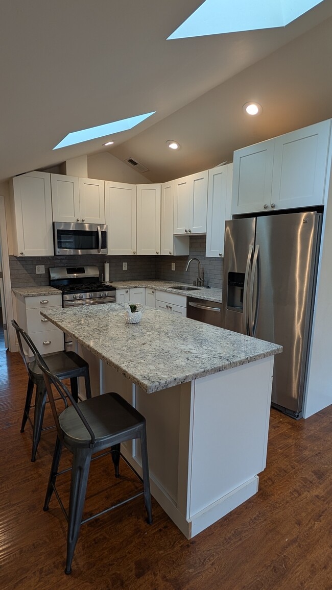 Photo - 15119 Grove St