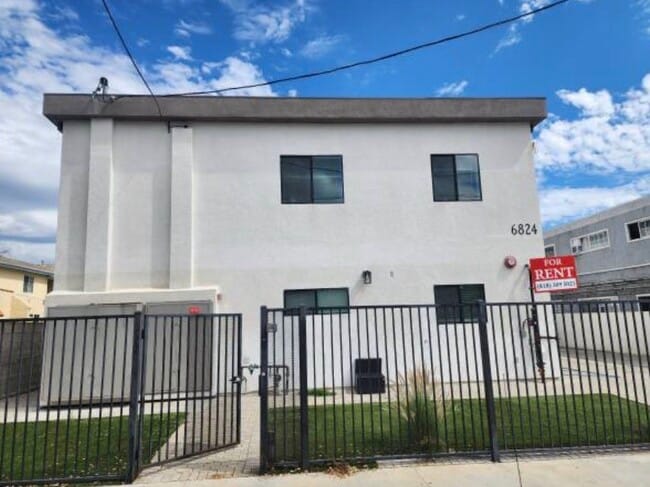 Building Photo - 6824 Ben Ave Rental