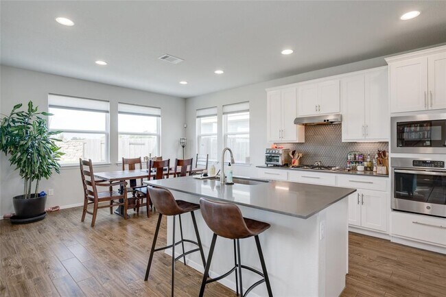 7948 Castelardo Pl
