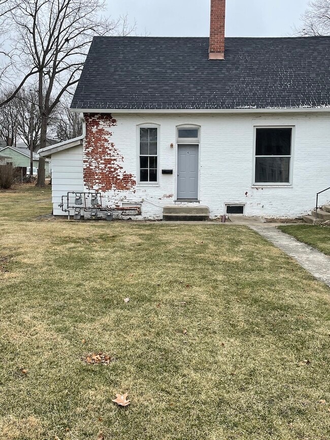 Building Photo - 418 W Washington St Unit 3