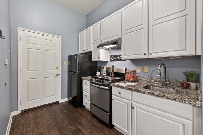Photo - 929 Rockmead Dr Unidad 2207