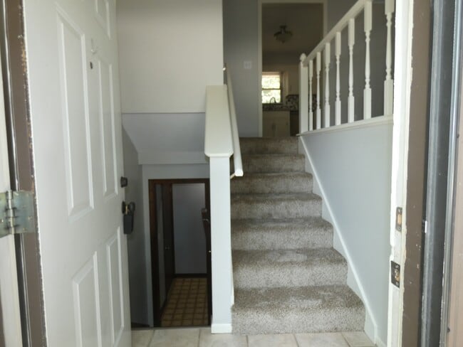 Photo - 8502 Orchard St