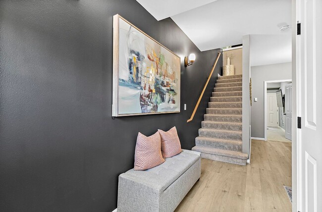 Photo - 4Bd/2.5Ba Renton Townhome