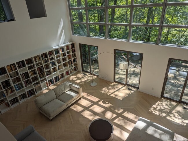 Photo - 3 Laurelwood Dr