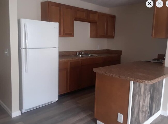 Photo - 100-127 Centre Estates Dr Unit Apt 81