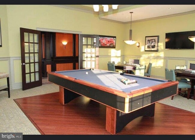 Photo - 1118 Halifax Pl