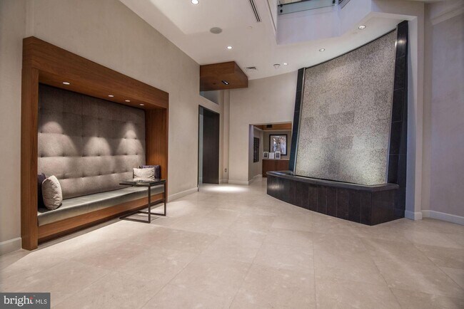 Photo - 7171 Woodmont Ave Unit 806