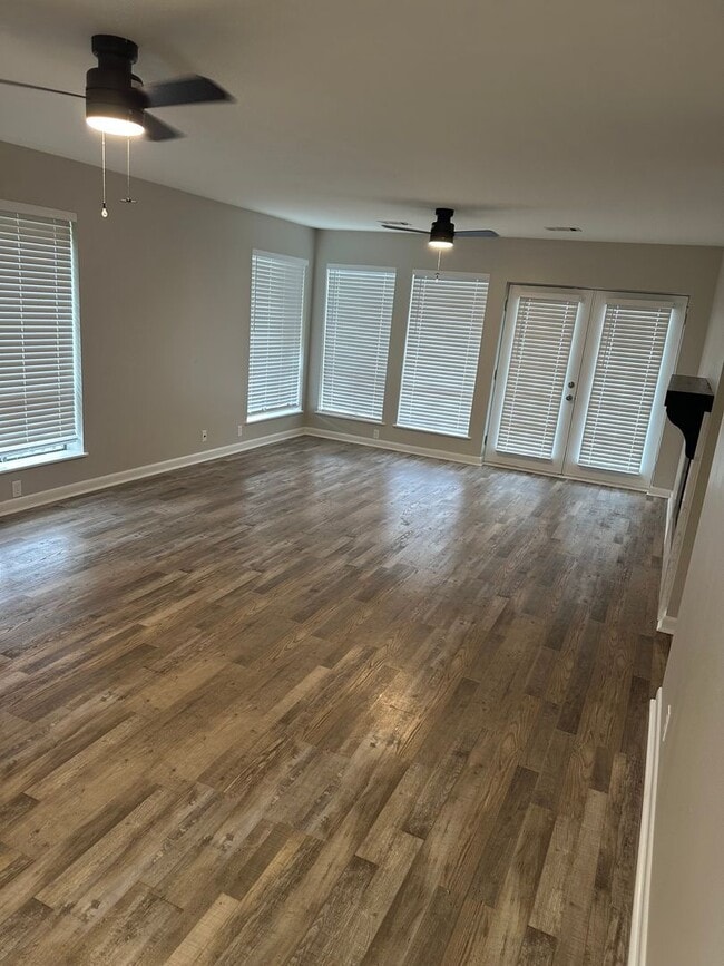 Photo - Completely Remodeled 2 Bedroom, 2 Bathroom... Unit 1101