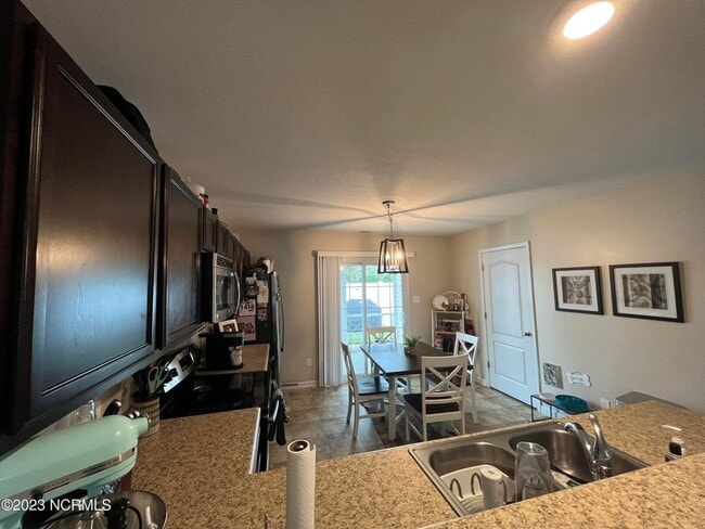 Photo - Welcome to Carolina Plantations!