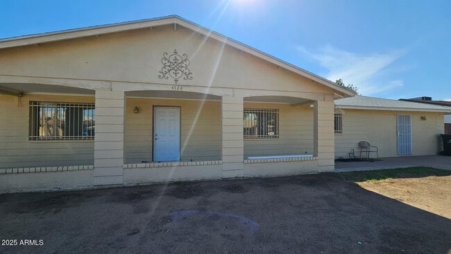 Building Photo - 4724 N 61st Ave Rental