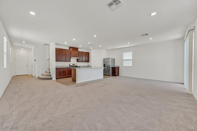 Photo - 7016 Bard Ave