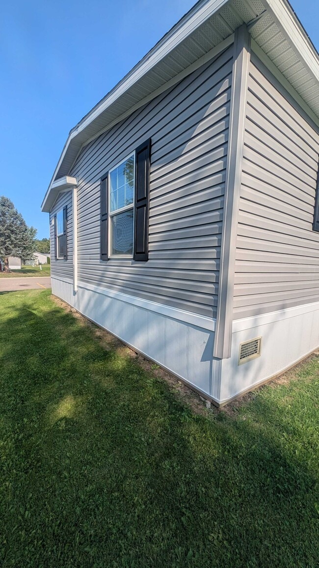 Photo - 9383 Evergreen Dr