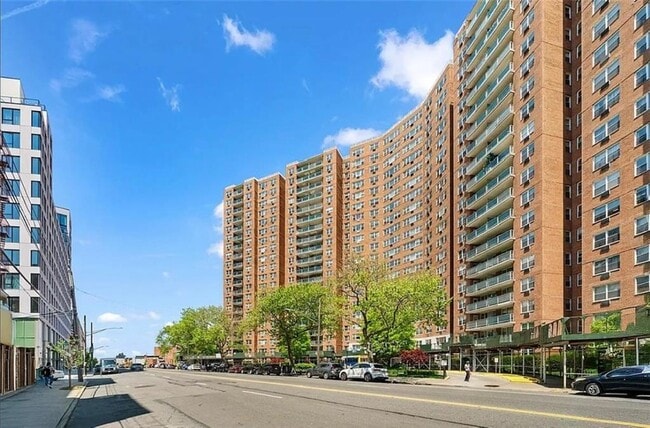 Building Photo - 1655 Flatbush Ave Unit B210