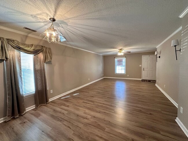 Photo - 222 Pointe Cir