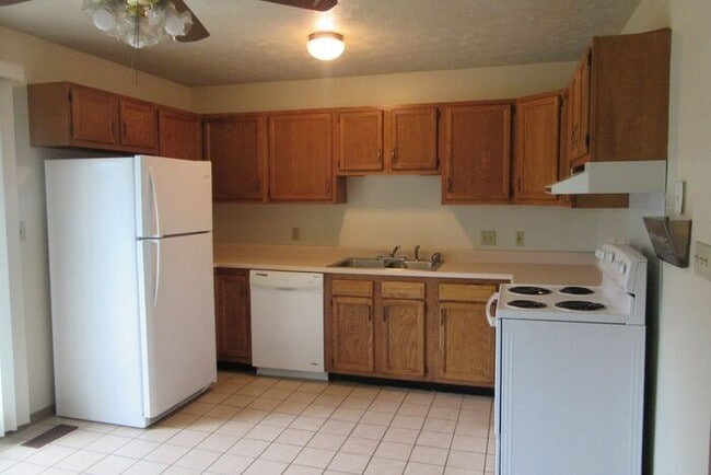 Photo - 3 Bedroom Duplex on East Side by Jones Trailhead