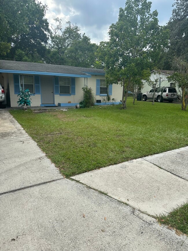 Building Photo - 7725 Cassino Ave Rental