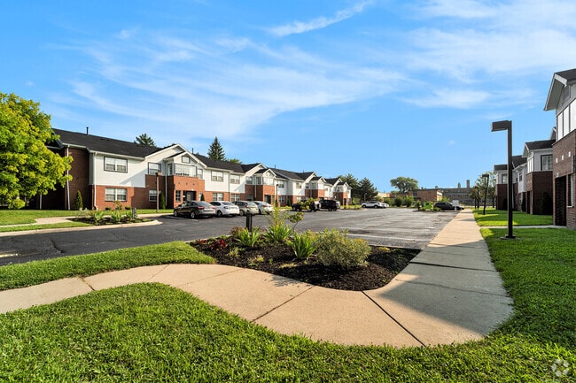 Building Photo - Trumbull Terrace Rental