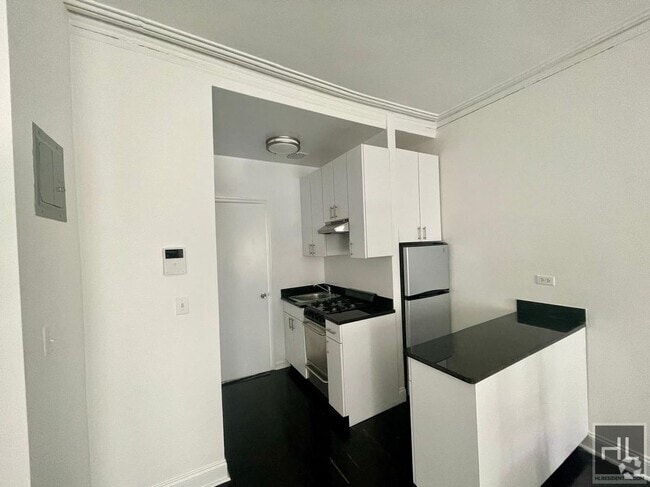 Building Photo - EAST 65 STREET Unit 4A Rental