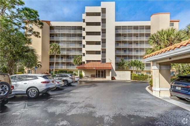 Building Photo - 15171 Cedarwood Ln Unit 3204 Rental