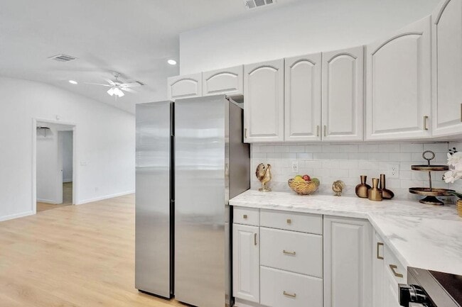 Photo - 9312 Pinion Dr