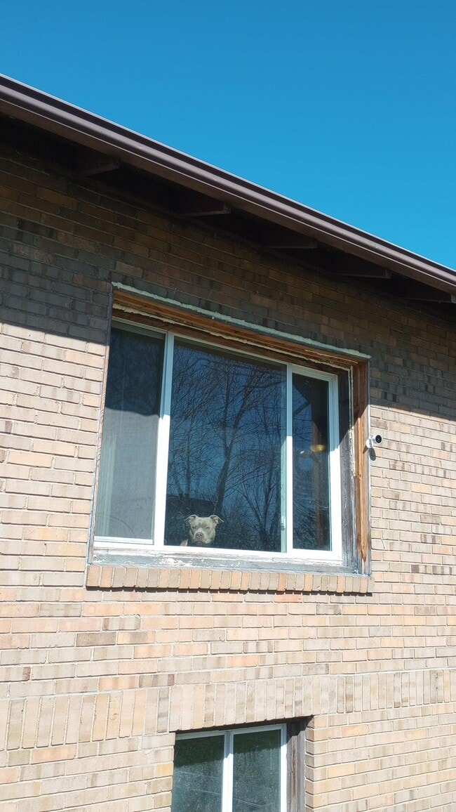Building Photo - 136 Griffin-