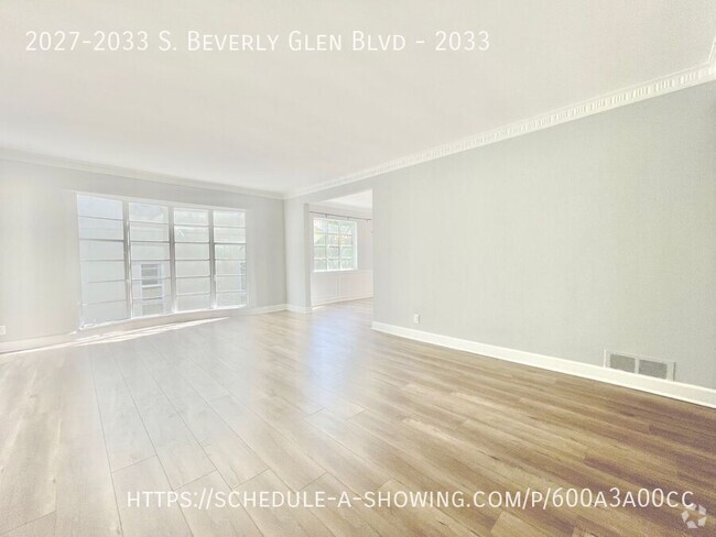 Building Photo - Beautiful modern large 1 Bedroom + 1 Bath Unit 2033 Rental