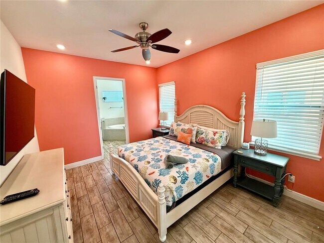 Photo - 8014 Knee Deep Rd