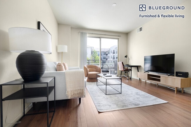 Photo - 3100 Esperanza Crossing Unidad FL2-ID350