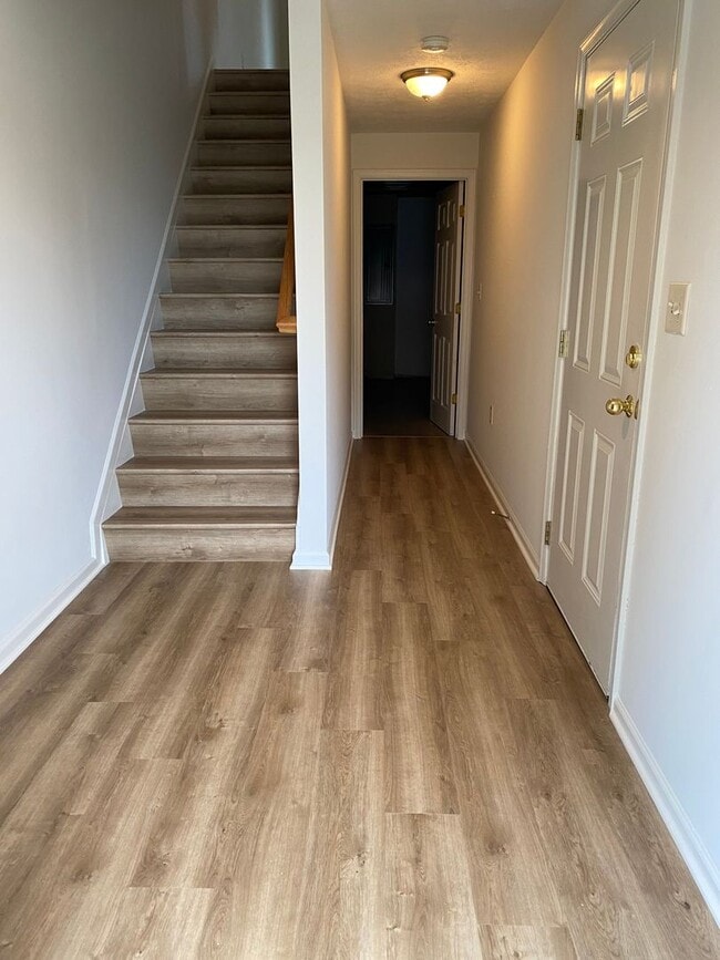 Photo - Townhouse for Rent in Taylor Springs