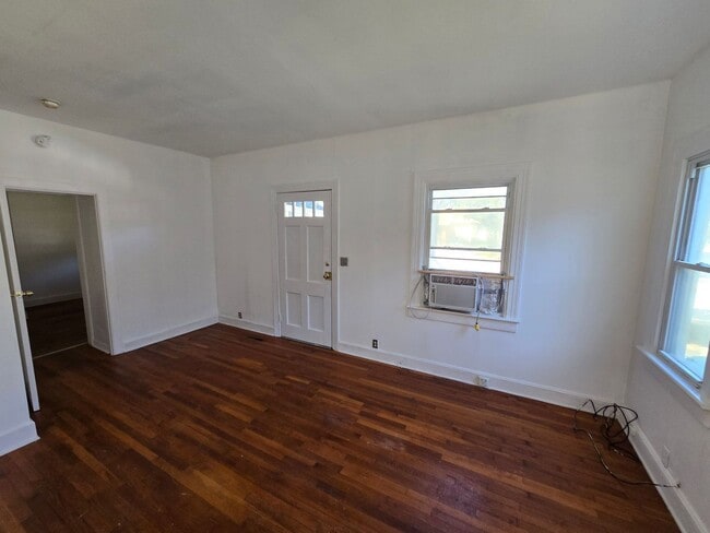 Photo - 1 bedroom duplex in Colonial Heights