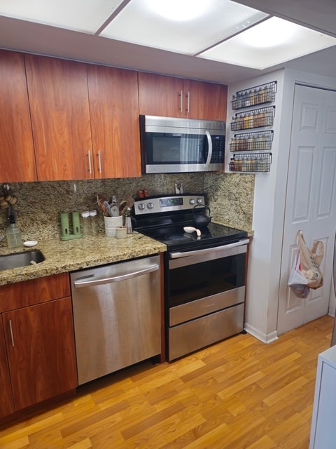 Photo - 2762 W 60th St