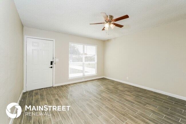 Photo - 7331 Glen Heights