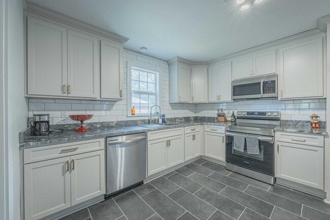 Photo - 292 First Street Unidad ID1302814P