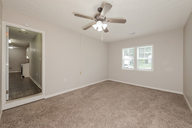 Fantastic 3bd/2ba home! Let yourself in!