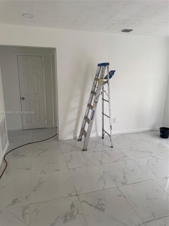 Photo - 573 NW 113th St Unit 573