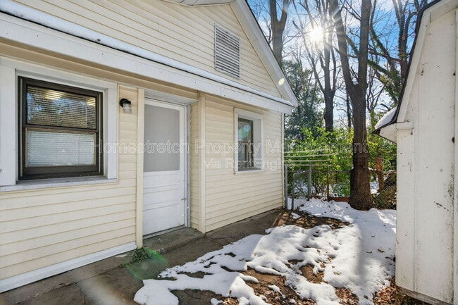 Photo - 5459 Hamilton Ave