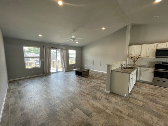 Photo - Three Bedroom Home in Portage