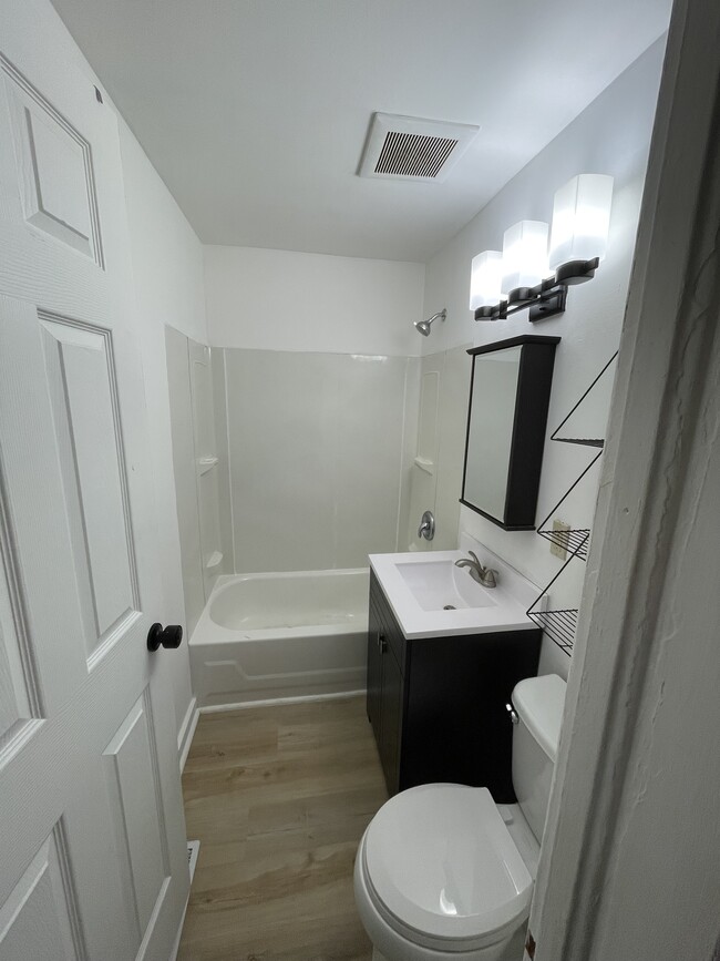 Photo - 630 Hagerer St Unidad Lower