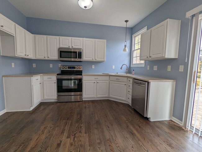 Room in House on College Ave