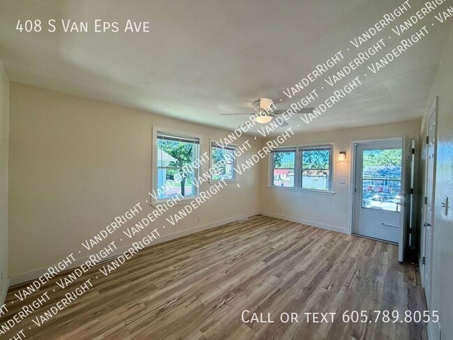 Photo - 408 S Van Eps Ave