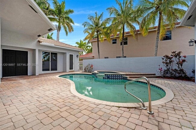 Photo - 1666 Victoria Pointe Cir