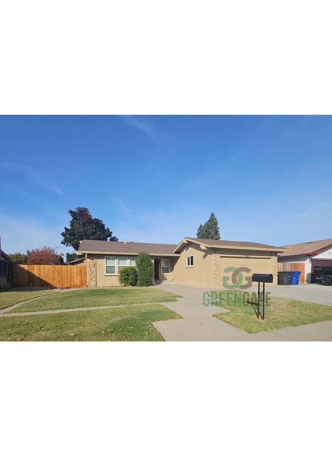 3 BEDROOM 2 BATH MODESTO HOME AVAILABLE NOW!! - 3 BEDROOM 2 BATH MODESTO HOME AVAILABLE NOW!!