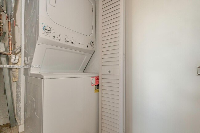 Photo - 11111 Biscayne Blvd Unit 1G