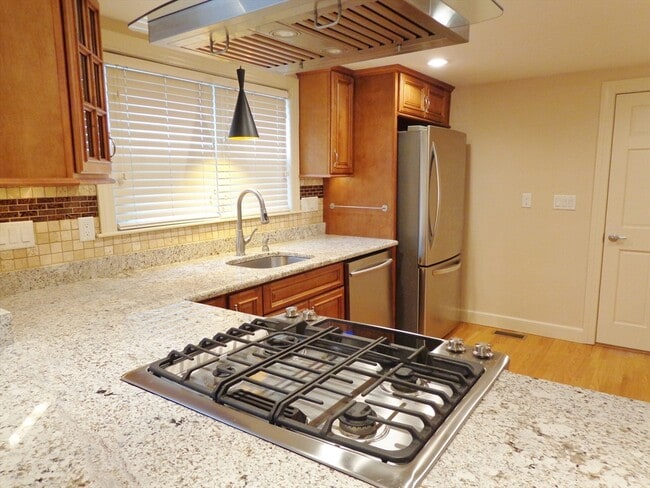Photo - 109 Fayette St Unit 2