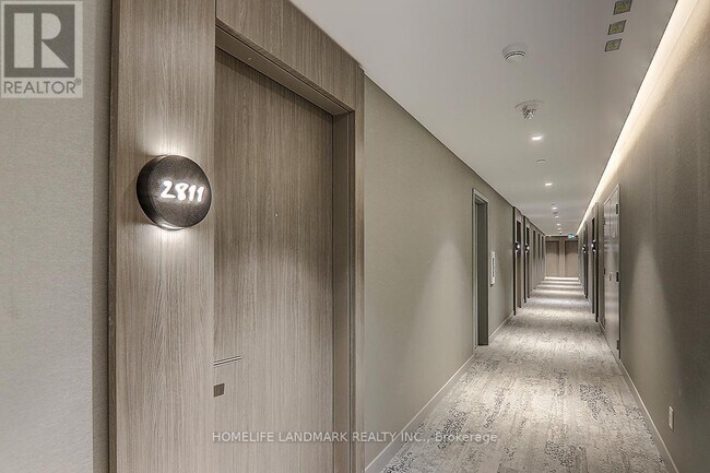 Photo - 161 Roehampton Ave Unit 2811