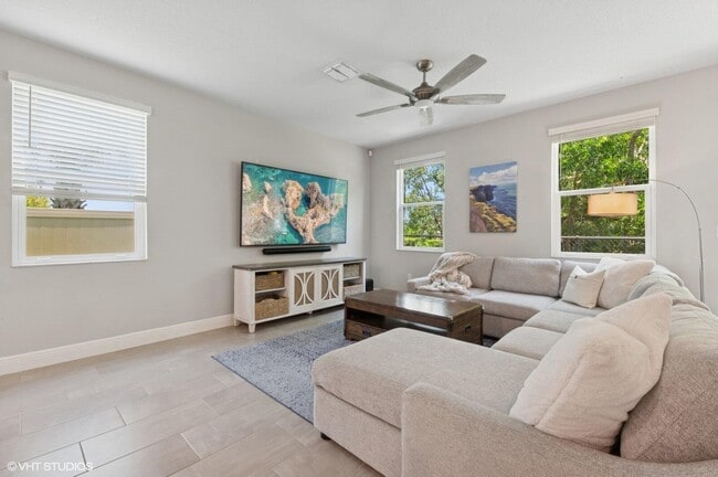 Photo - 3901 SE Mentmore Ln