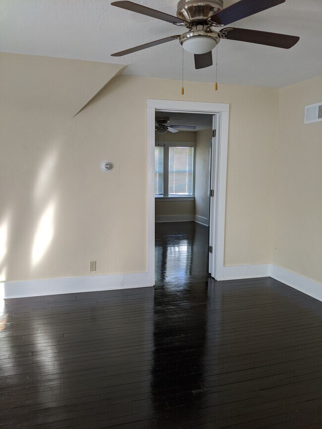 Photo - 3520 N 9th St Unit Upper