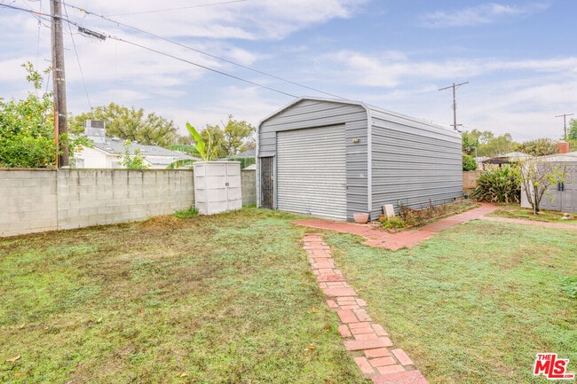 Photo - 8105 Katherine Ave